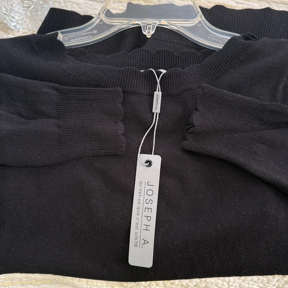 Joseph A Black Ribbed Sweater - Picture 3 of 5